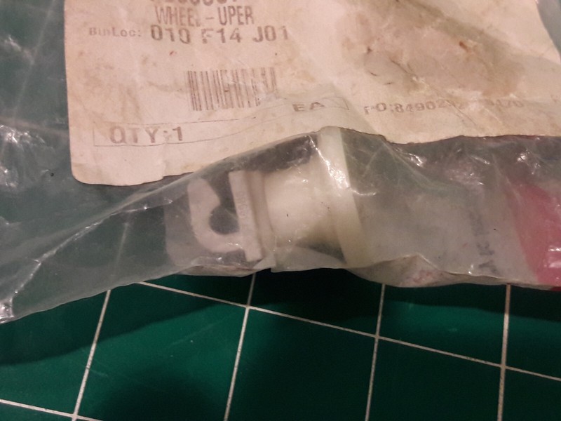 FACTORY PART - FACTORY BAG WHEEL UPPER Whirlpool DISHWASHER WP8268807 - 8268807 gallery