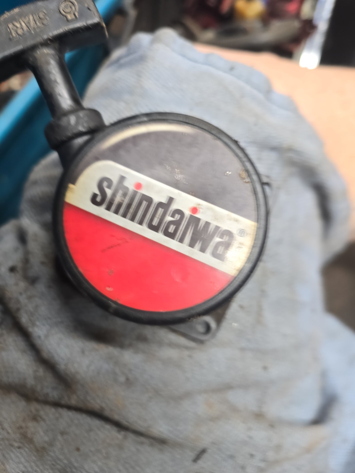 Used OEM Shindaiwa T282 String Trimmer Recoil Pull Starter gallery