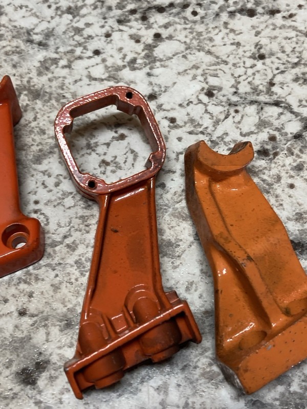Echo Support Brackets CS601 and Other Models - Unknown Part Numbers gallery