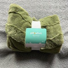 Pillowfort Plush Throw Blanket 48×58 Green 100% Recycled Polyester OEKO-TEX New