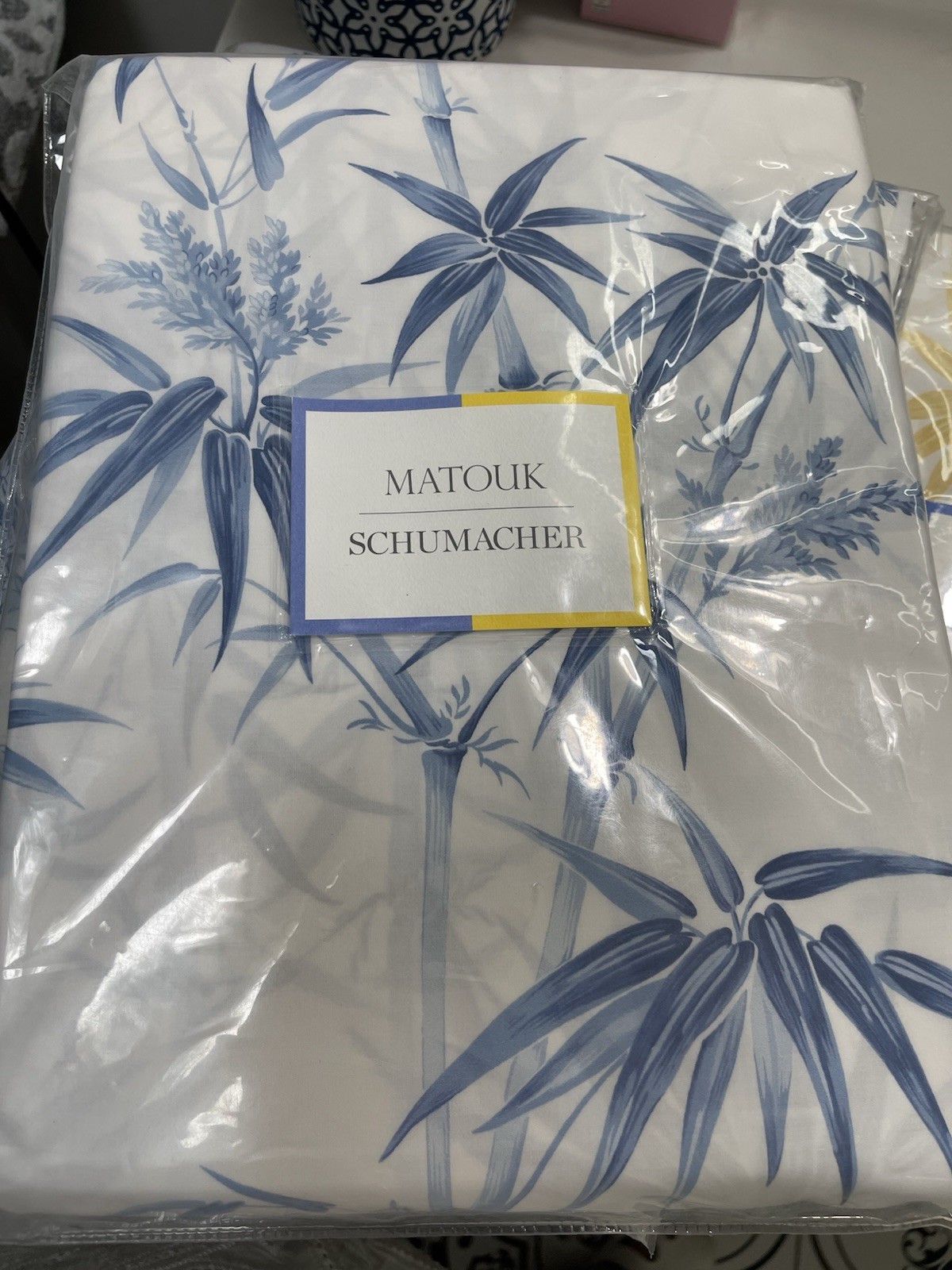 Matouk Italy New 1pc Cal King Fitted Dominique 500TC Percale AZURE gallery