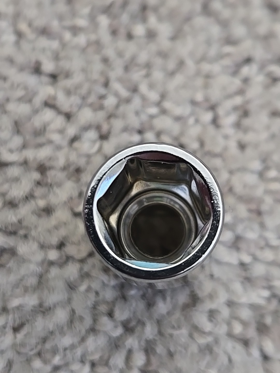 Milwaukee 1/4" Drive 6pt Socket SAE/Metric - Choose a Size gallery