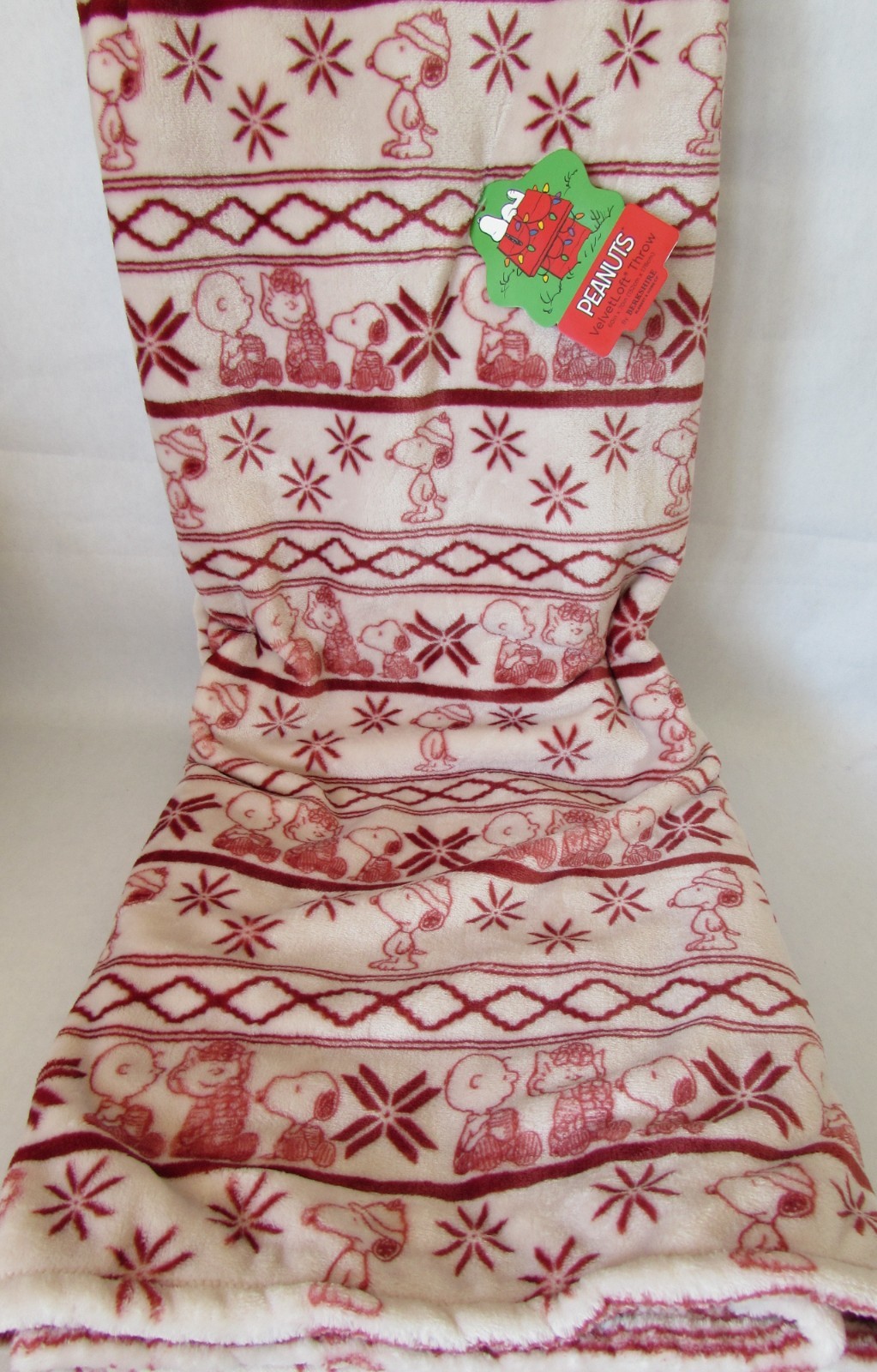 Berkshire Peanuts Fair Isle Snoopy & Gang Throw Blanket 60" x 70" Crimson Red gallery