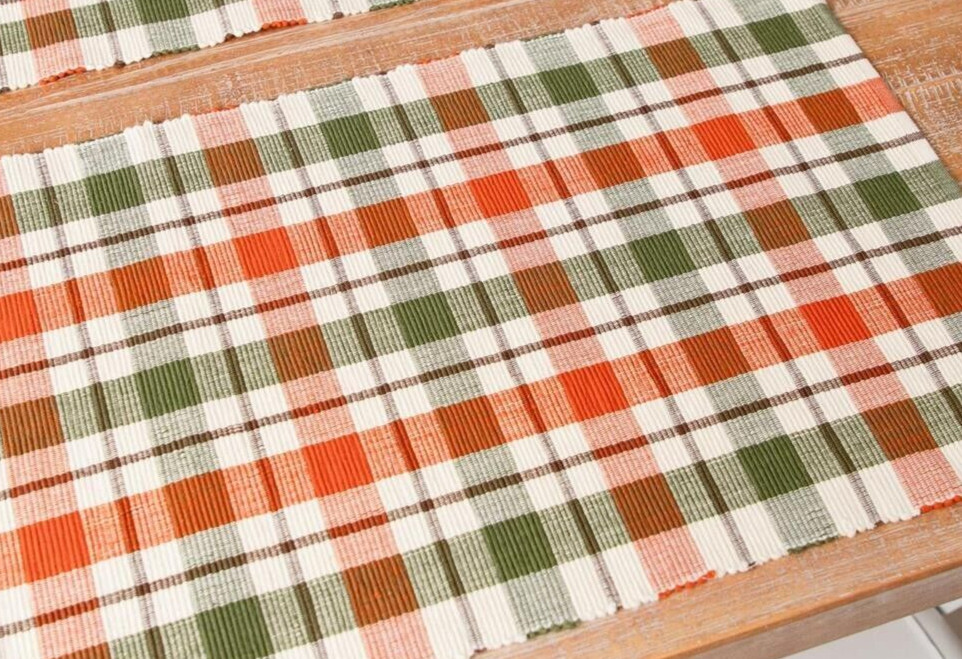 NEW PLAID FALL PLACEMATS SET OF 4 RUST CREAM GREEN 13"x19" Farmhouse Chic Autumn gallery