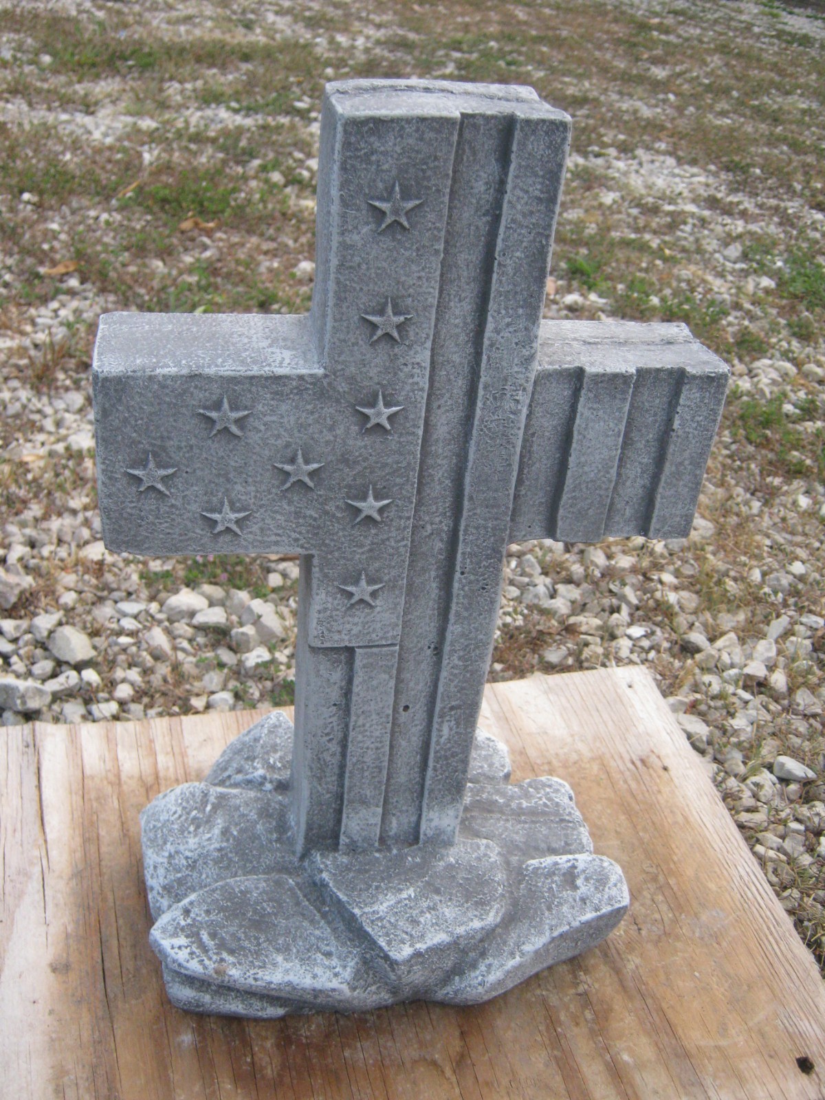 Cement Concrete Stone Unpainted CROSS WITH STARS / STRIPES gallery