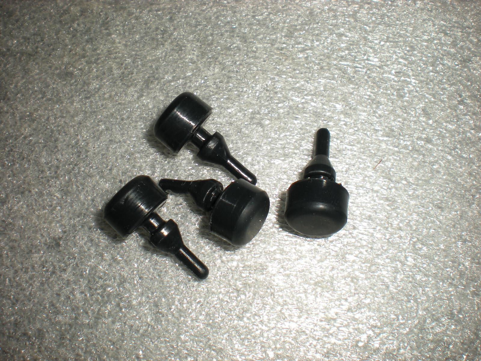 OEM CHEFMAN Crema Supreme Coffee Machine RJ54-G-SS 4 Rubber Feet Foot Pads gallery