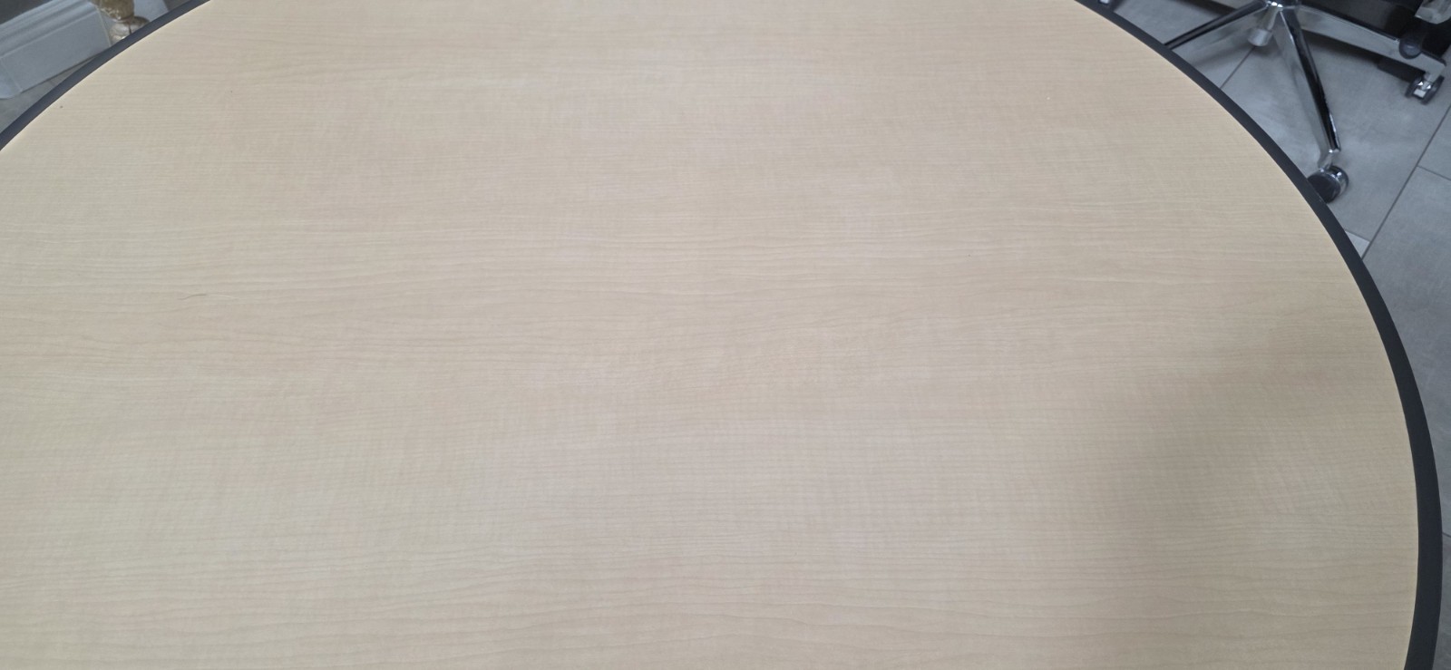 Knoll Round Wooden Table gallery