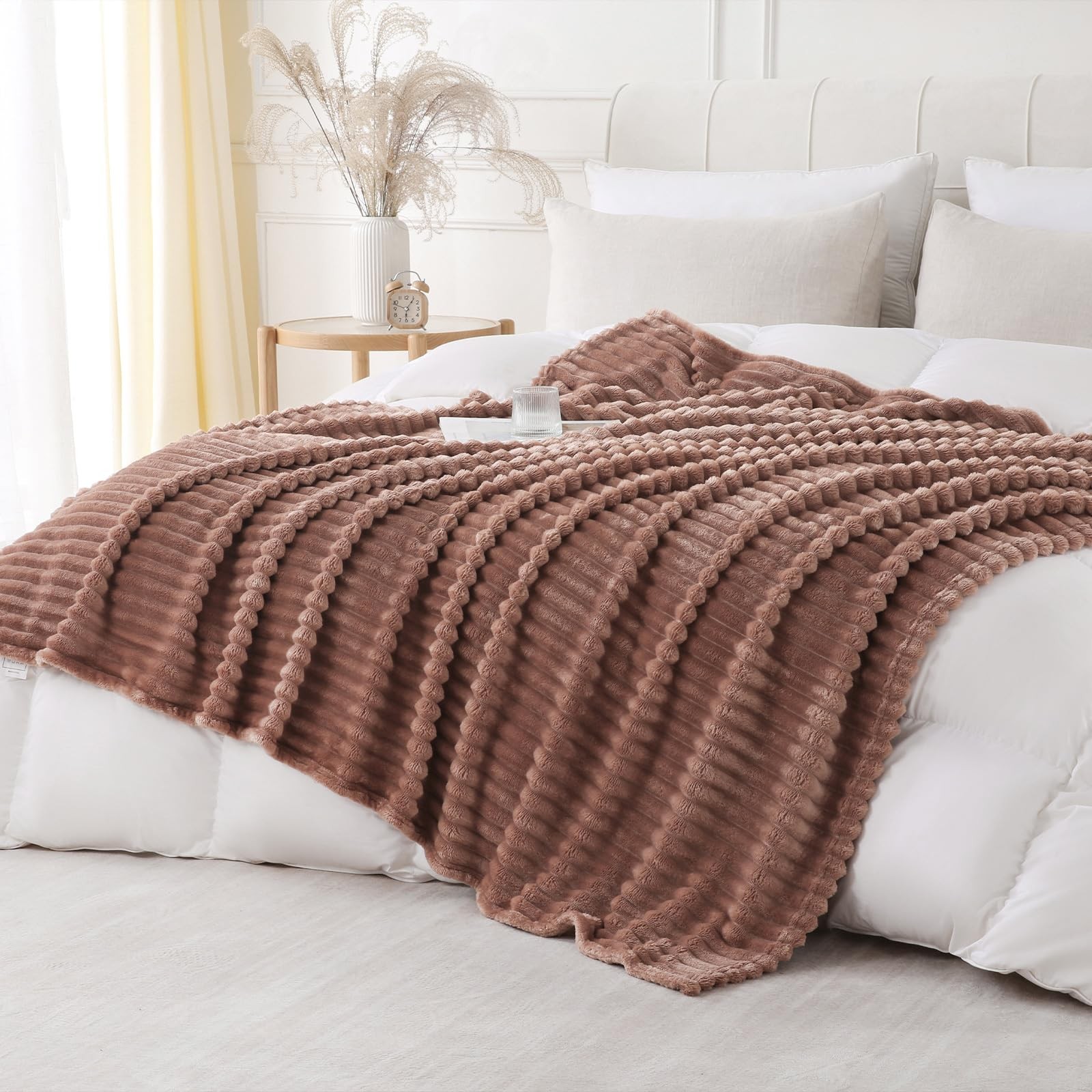 YIICKO Chocolate Throw Blanket for Couch Sofa 60x80 Twin(60"x80"), gallery