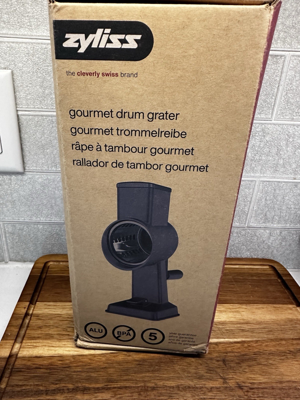 Zyliss Rotary Gourmet Cheese Grater Set - 1 Steel Blade - Non-Slip Suction EUC gallery