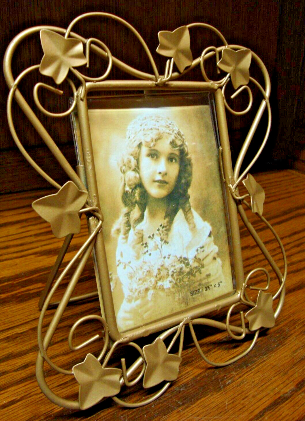 PHOTO FRAME Three Hands Corp Metal Gold Leaves Tabletop for 3.5x5" Picture B23 gallery