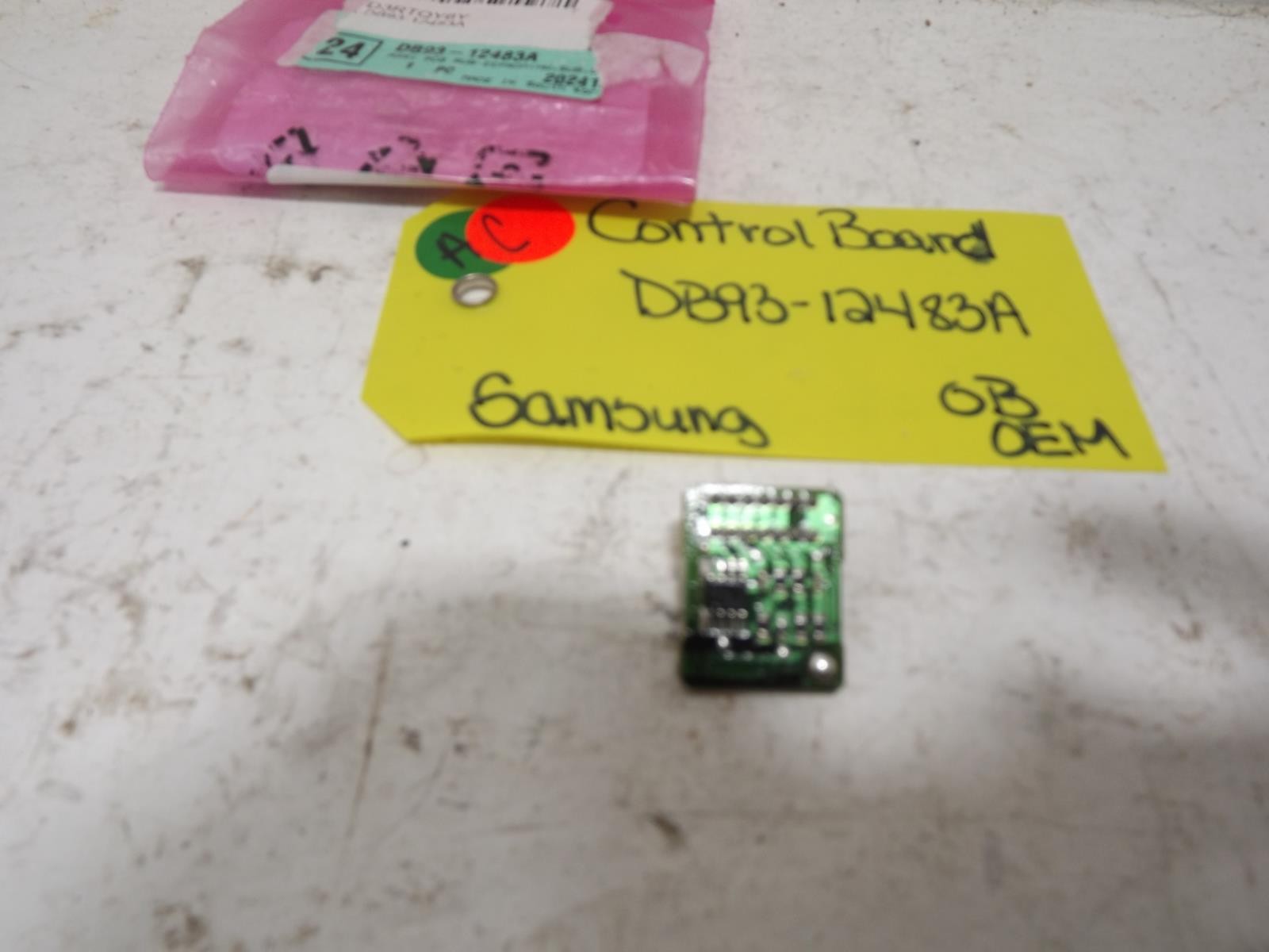 Samsung Air Conditioner DB93-12483A Control Board Open Box gallery