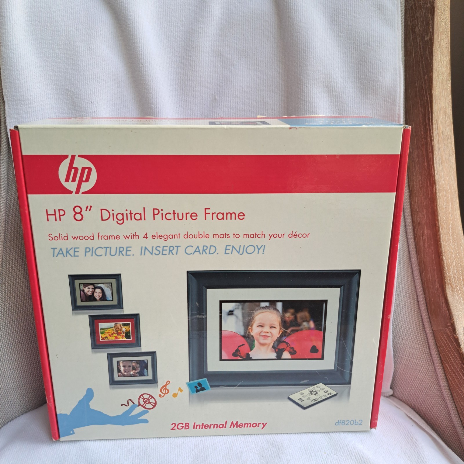 HP 8" Digital Black Picture Frame 2GB Memory Remote Control NEW gallery