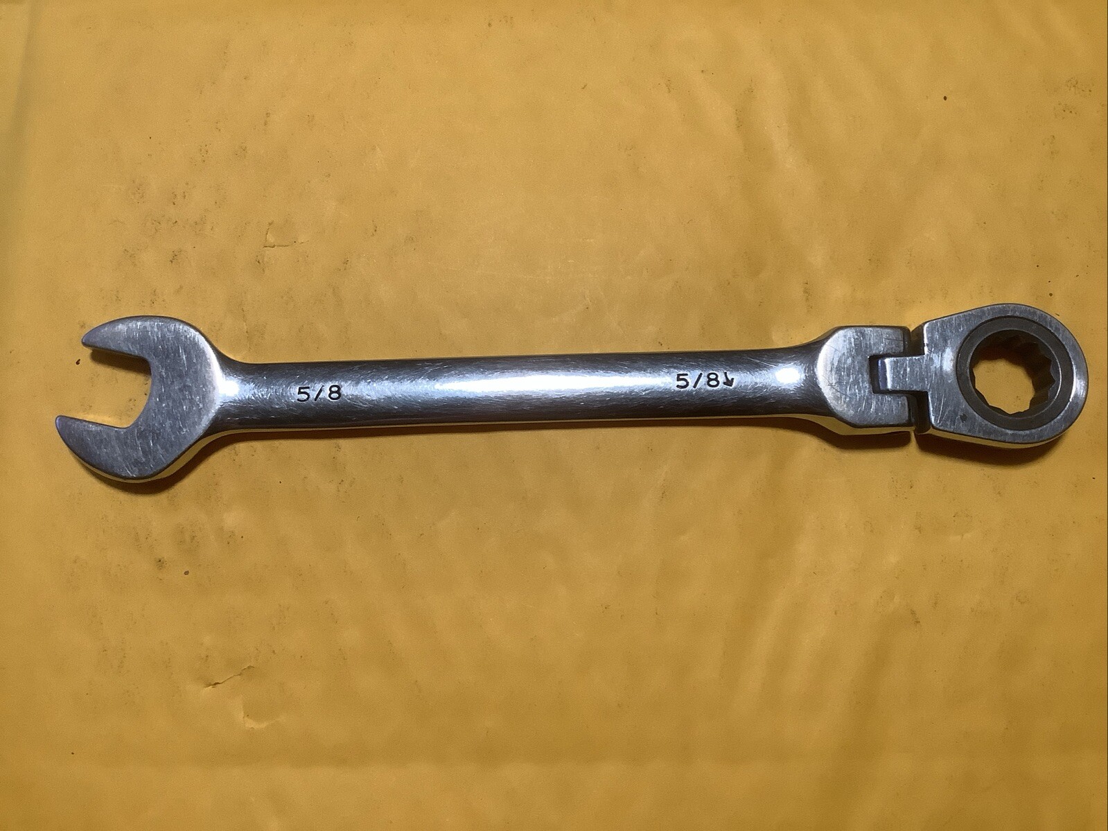 5/8" Flex Head Ratcheting Combination Wrench - Unknown Brand? gallery