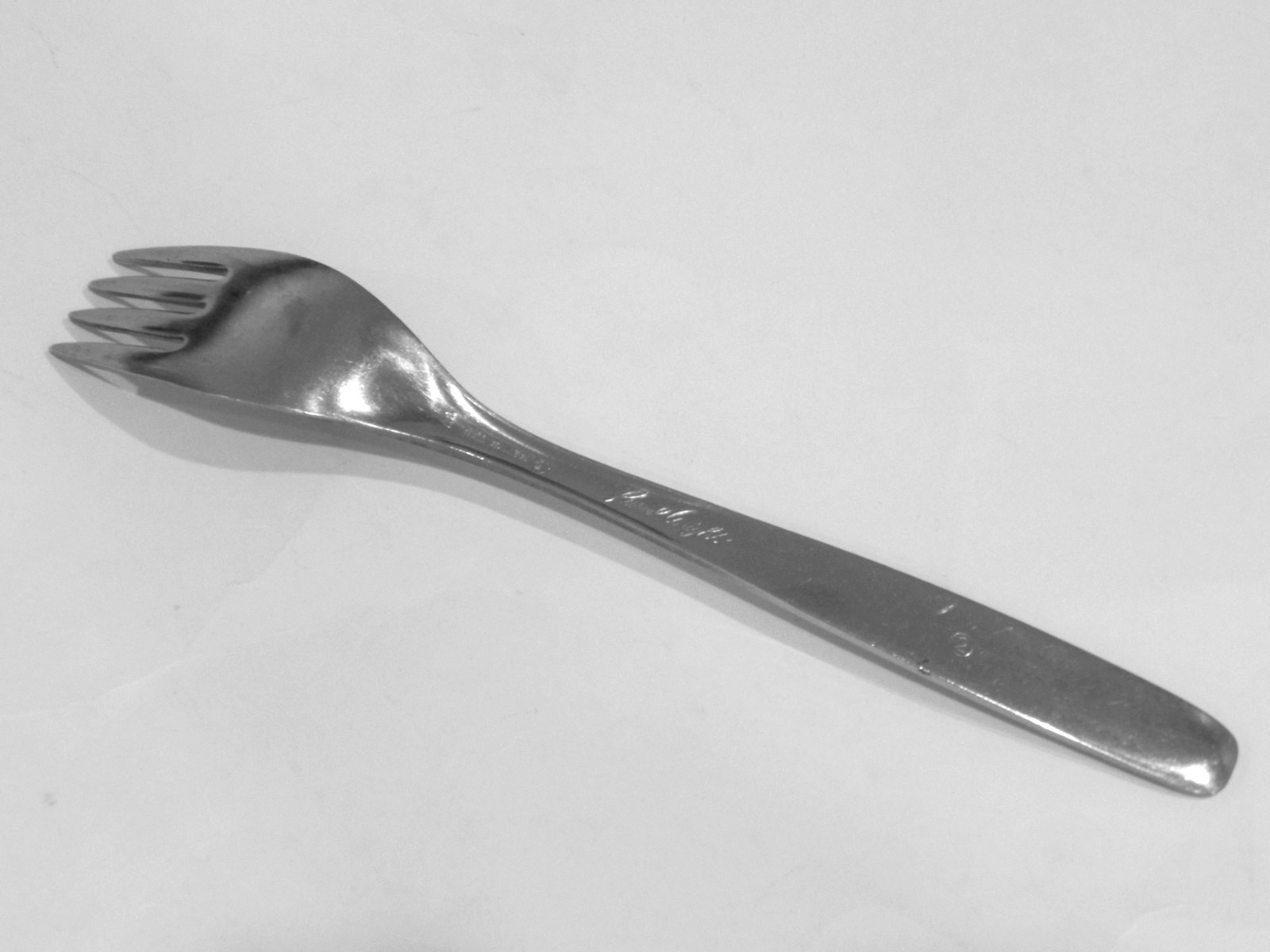 HULL Russel Wright Highlight Pinch Stainless Dinner Fork EARLY PAT PEND VERSION gallery