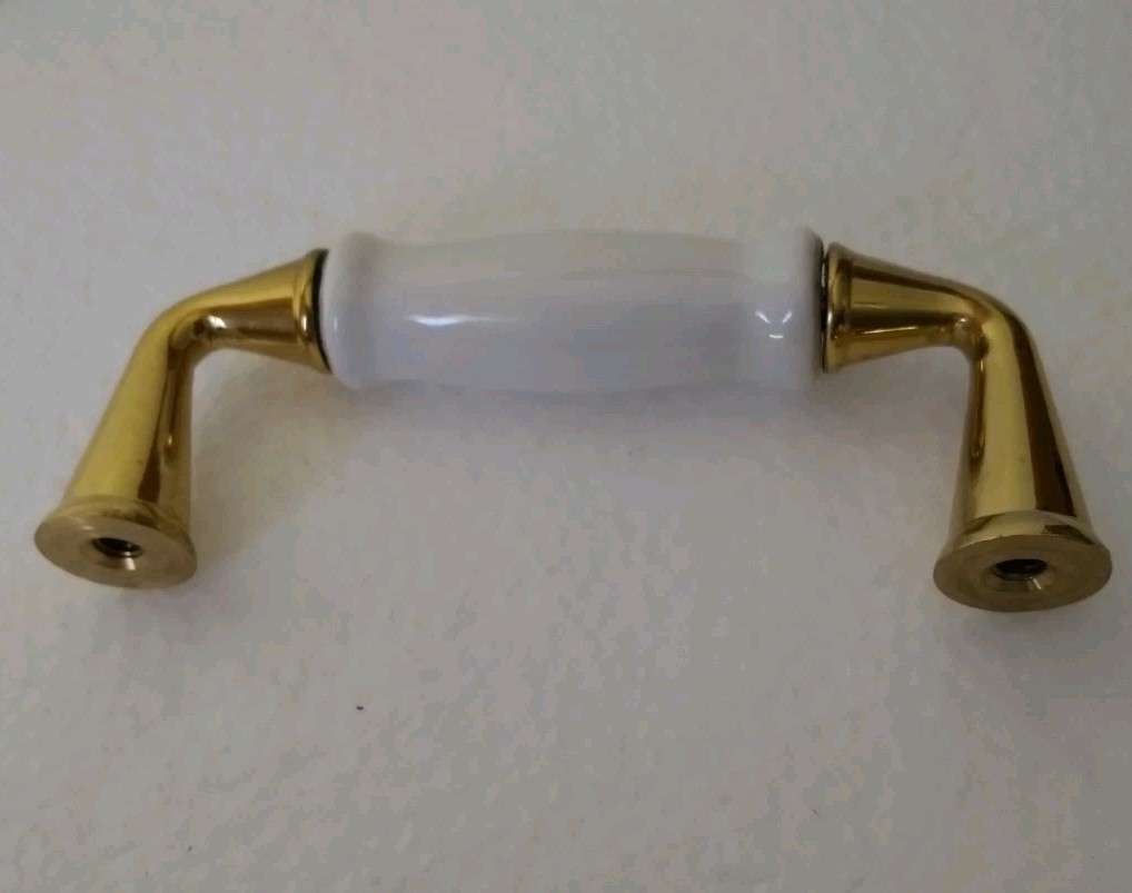 Cabinet Door Handles Drawer Pulls Polished Brass W/ Center Ceramic.. 15 Pieces gallery