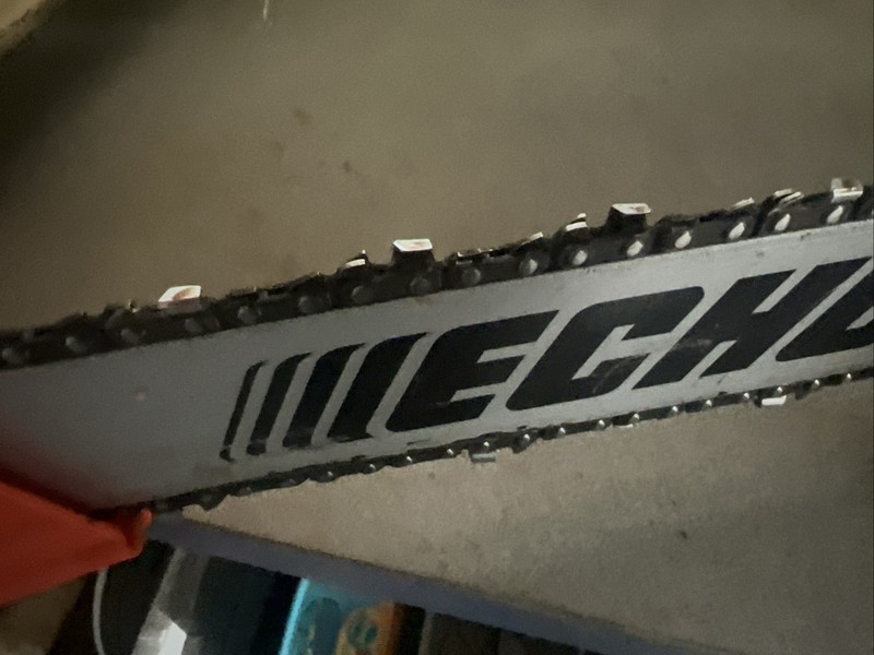 ECHO DCS-5000 eFORCE 56V Chainsaw Bar Length 18" - Tool Only gallery