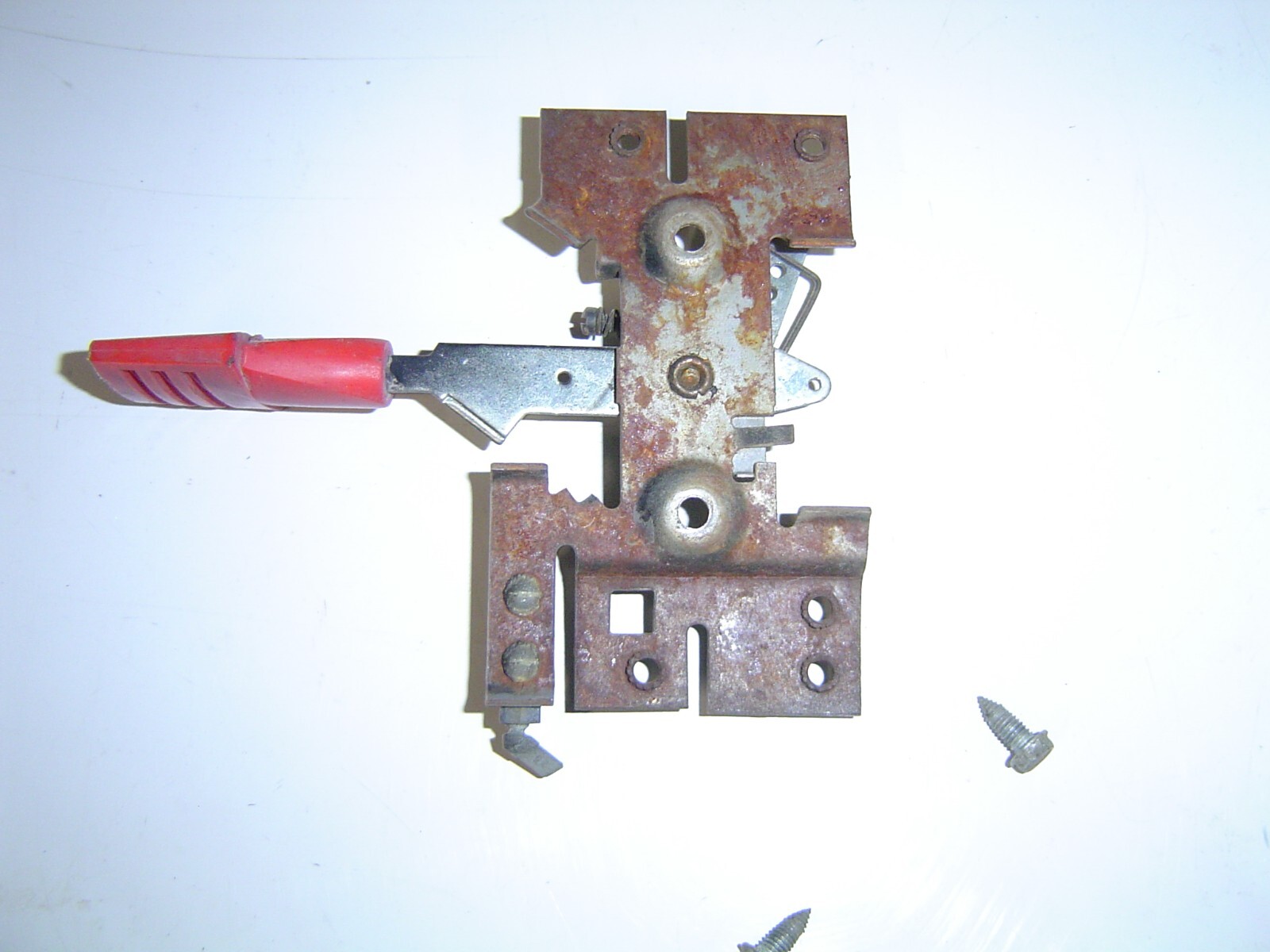 Tecumseh engines control bracket #34677 H60 NLA gallery