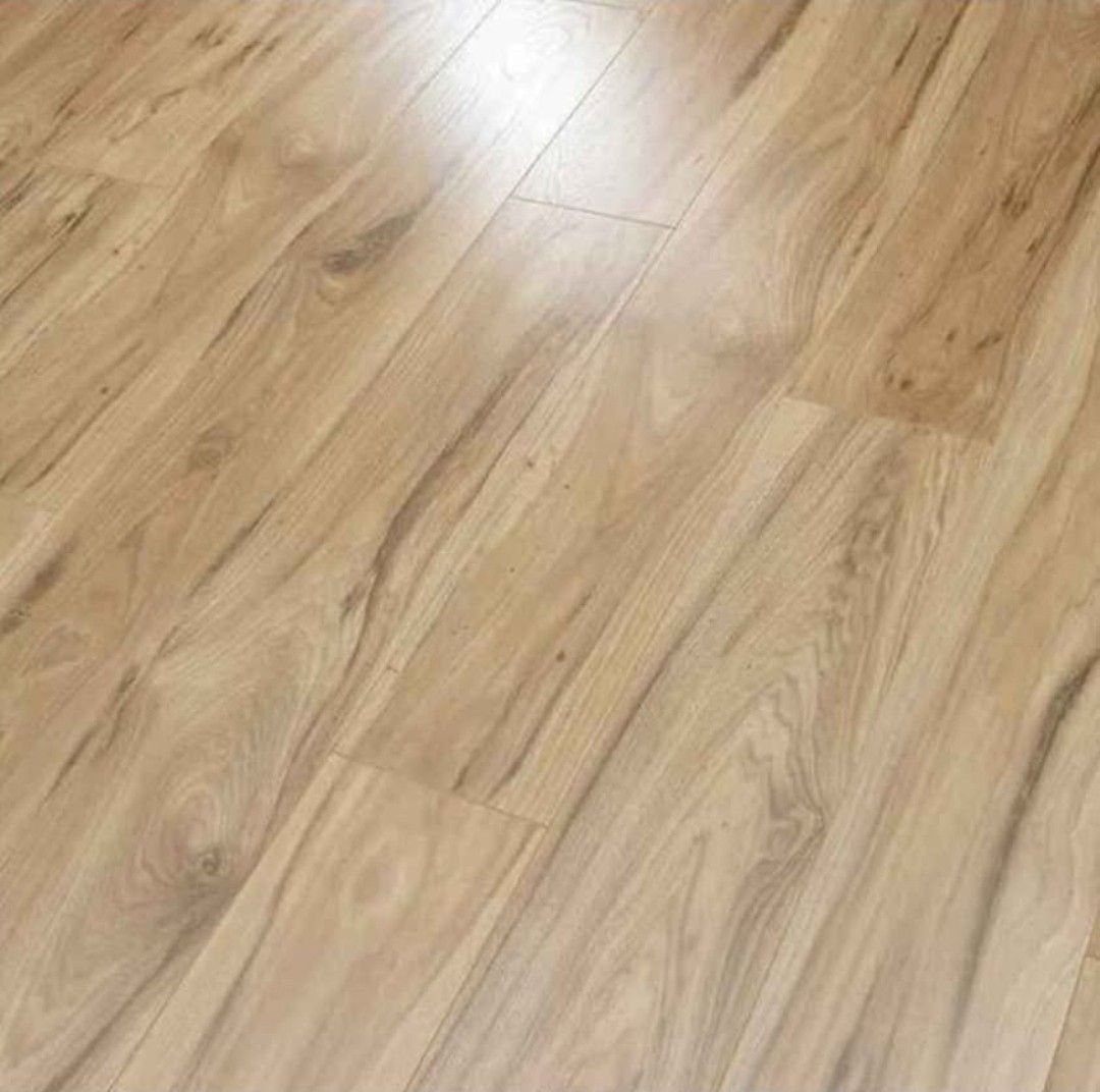 Mohawk Ridgeway Hickory Laminate Flooring New 18.14 SQ. FT. Price Is Per Box gallery