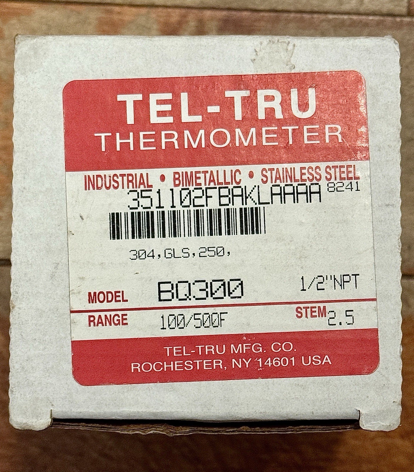 Tel-Tru BQ300 BBQ Thermometer, 3" Aluminum Dial, 2.5" Stem, 100-500°F gallery