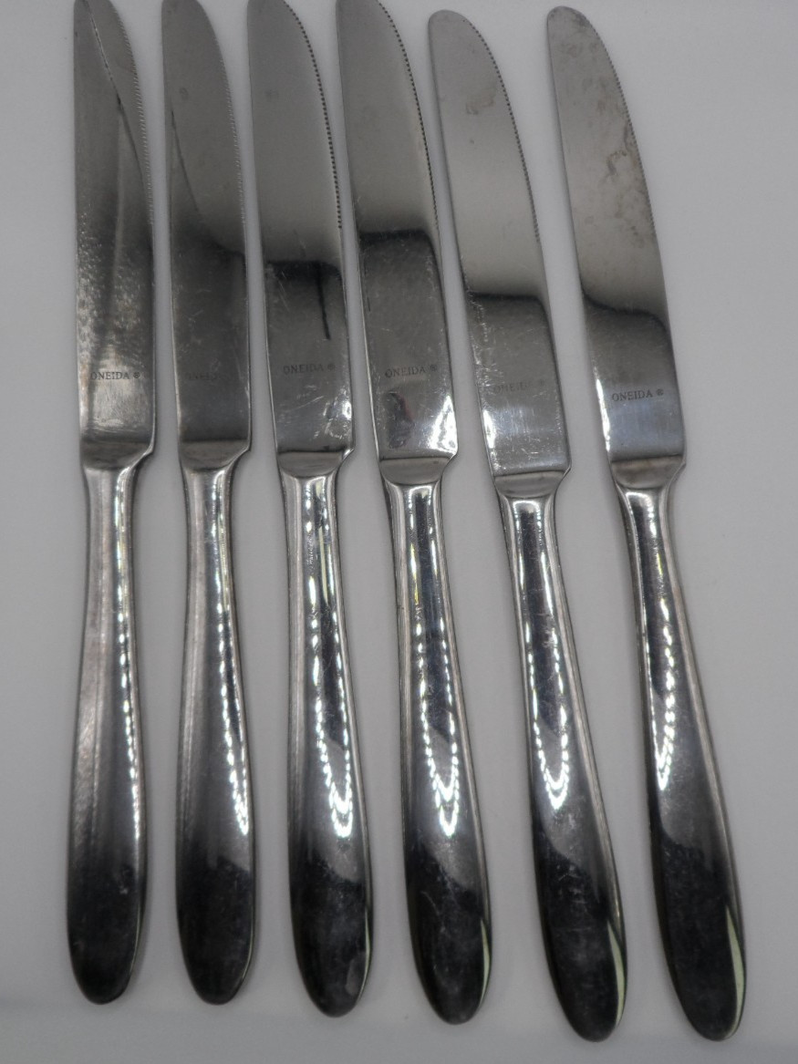 Oneida Trista Mooncrest Dinner Knives Stainless Flatware 9 1/2" (Set of 6) gallery