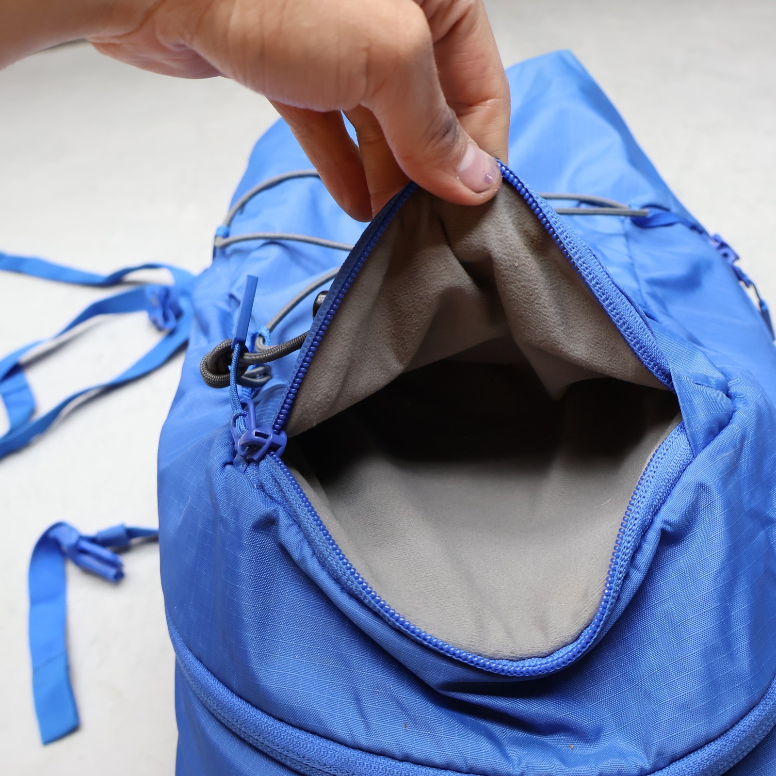 Hydro Flask Backpack Mens OS Blue Down Shift Hydration Pack 14 L Ripstop Outdoor 4