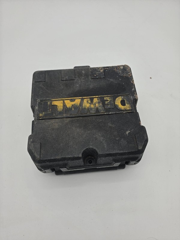 DeWalt DW087 Self-Leveling Laser Chalk Line Level w/ Case Tested Works gallery