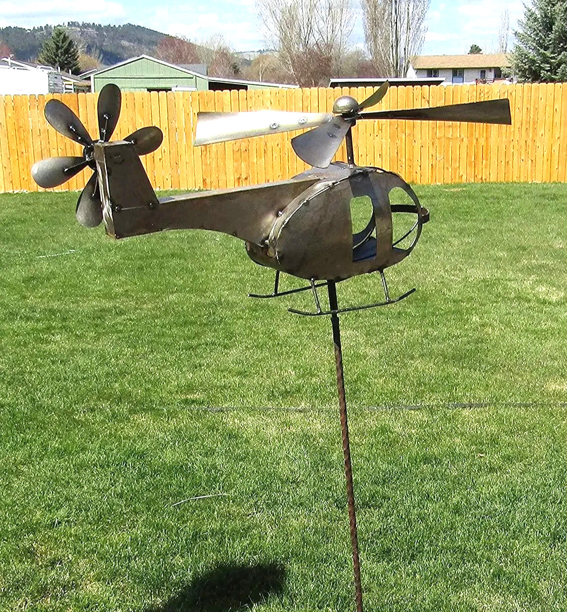 Metal Farm Helicopter Spinner Propeller Yard Garden Stake Windmill Whirly-Gig gallery