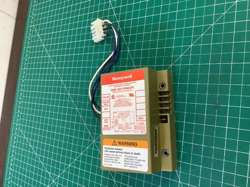 Ignition Module S89E1058 AZ205033 | NR295. gallery