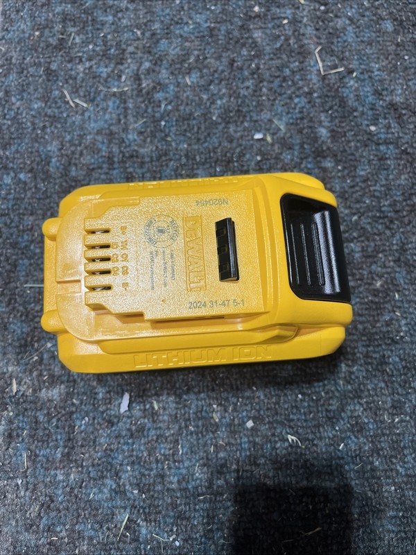 DEWALT DCB206 20V Lithium-Ion Battery - Black/Yellow gallery
