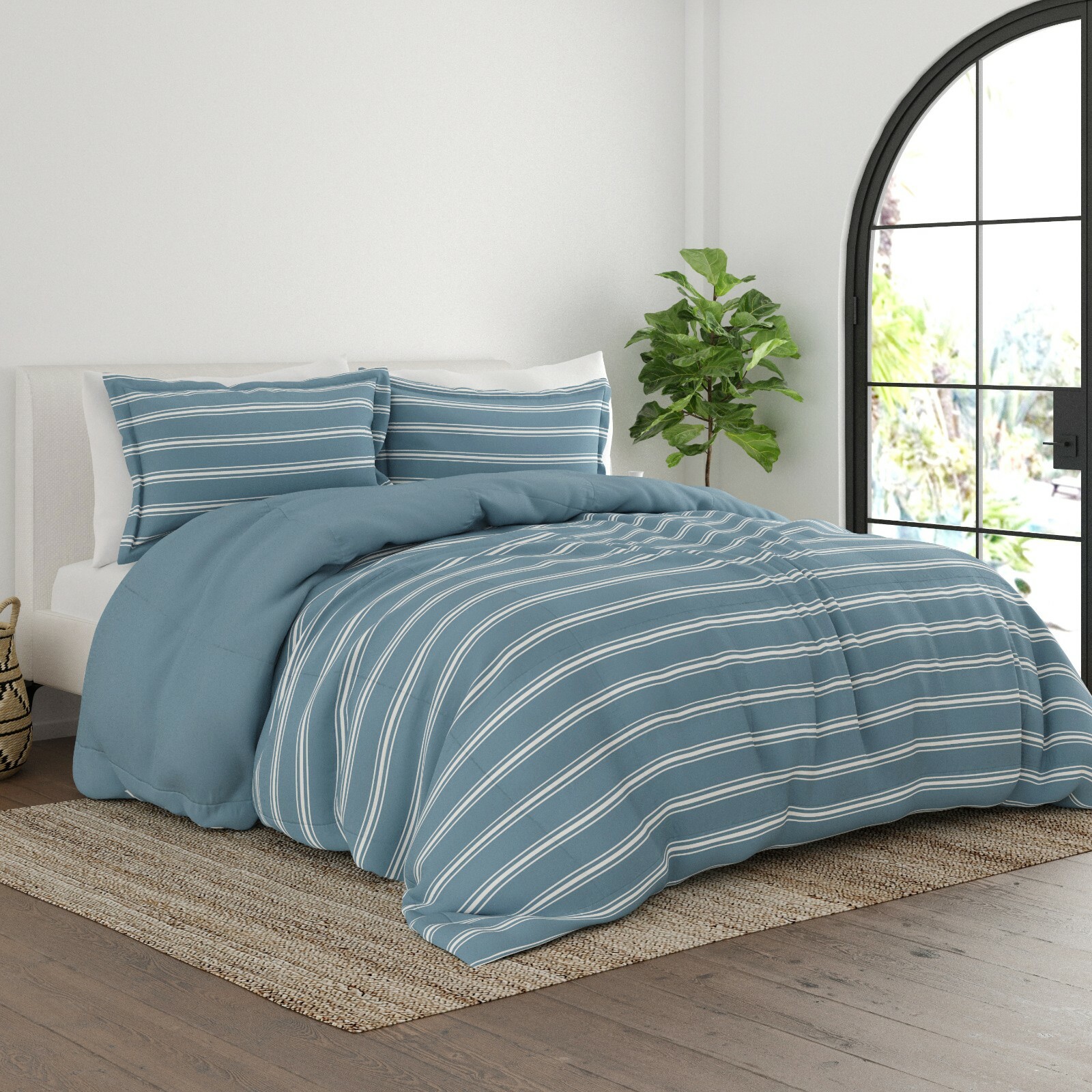 Kaycie Gray Ultra Soft Soft Stripe Reversible Down-Alternative Comforter gallery