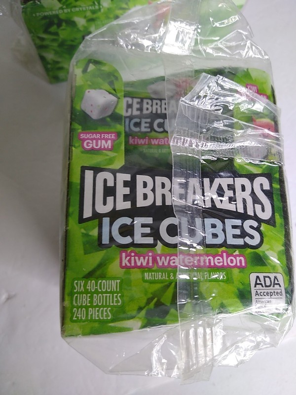 2x Ice Breakers Ice Cubes Sugar Free Chewing Gum Xylitol Kiwi Watermelon 6 Pack gallery