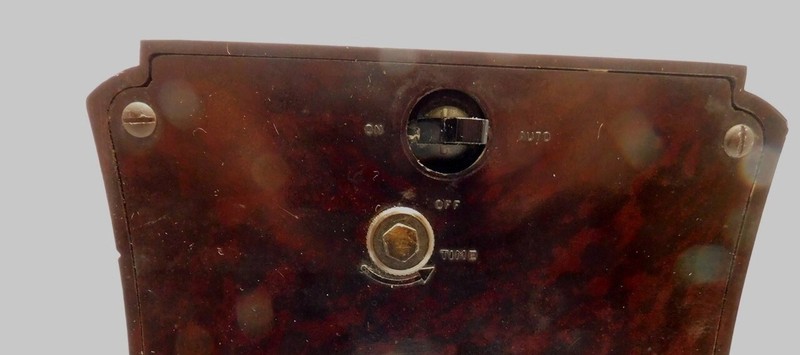VINTAGE WORKING TELECHRON ELECTRIC CLOCK/TIMER 8H55 "THE SELECTOR" gallery