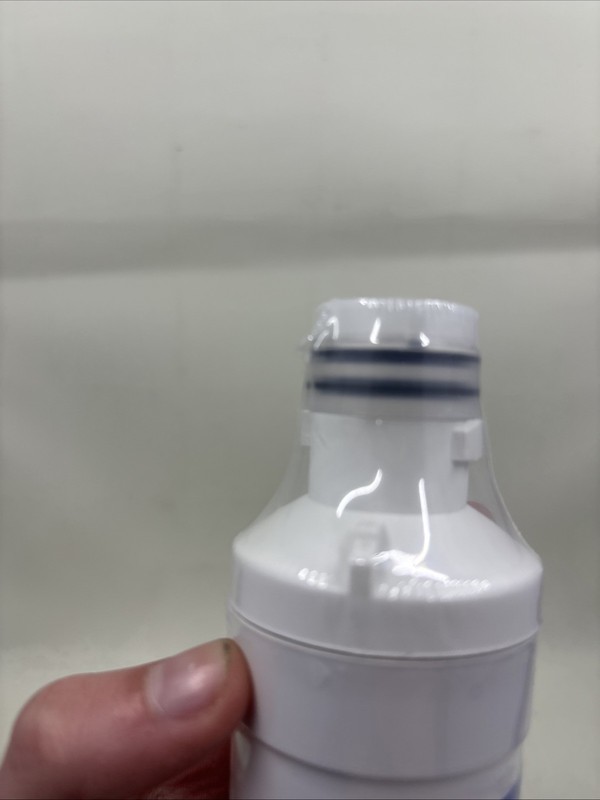 Waterdrop Replacement Refrigerator Water Filter WD-F46 for LG LT1000 gallery