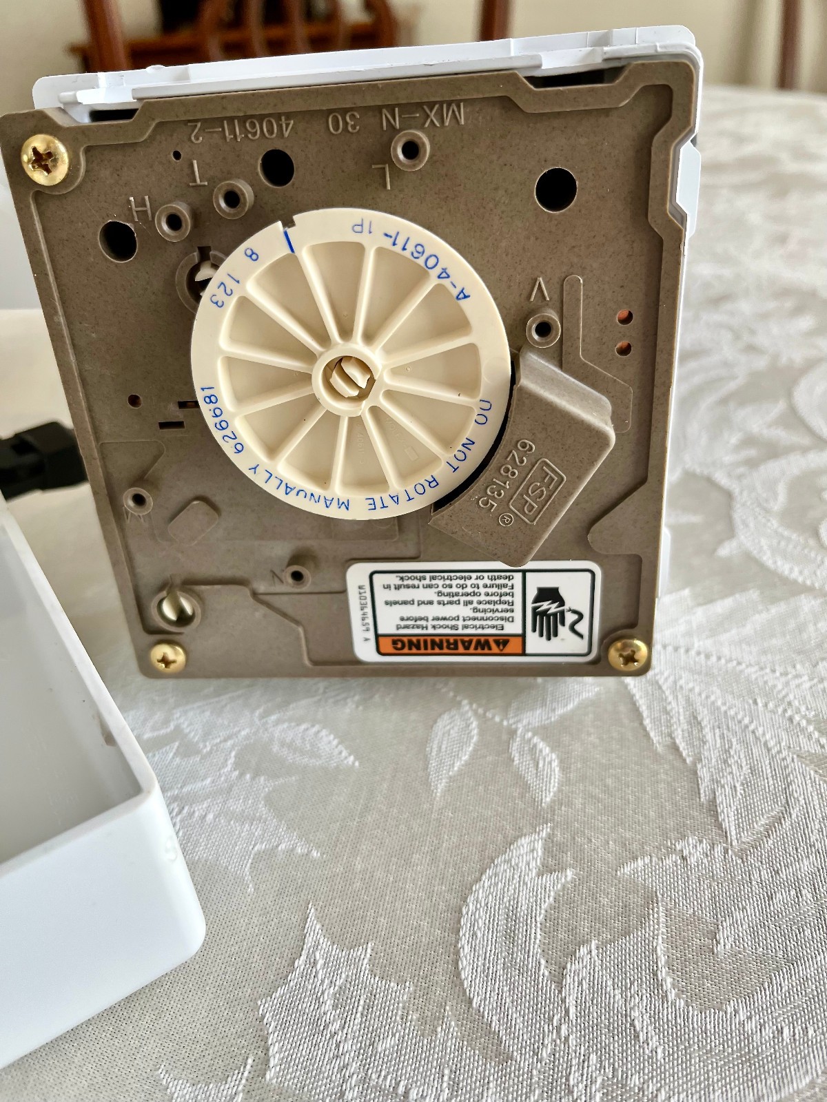 Genuine OEM Whirlpool / KitchenAid Refrigerator Ice Maker W10190965 gallery
