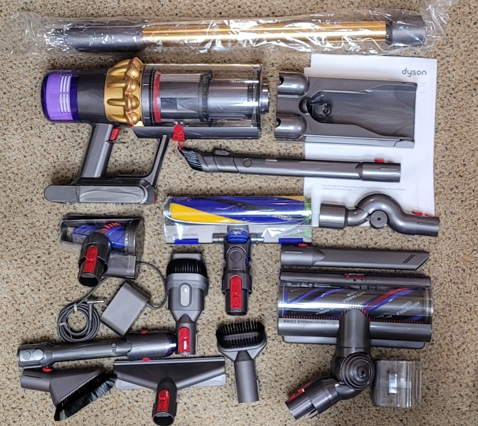DYSON V15 DETECT ABSOLUTE CORDLESS STICK VACUUM CLEANER FACTORY REFURBISHED gallery