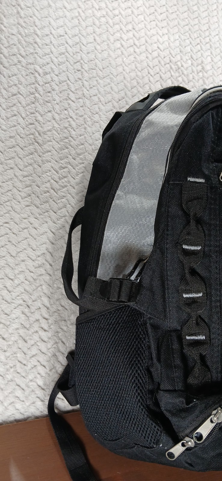 Trailmaker Equipment Black Gray Backpack Bag Excellent Condition  5