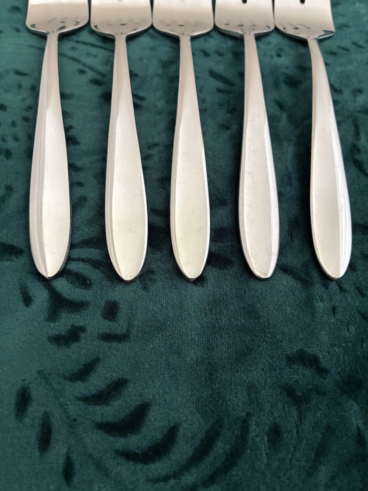 5 Oneida Jennifer Luann Mooncrest Trista Salad Forks Stainless Steel Flatware, gallery