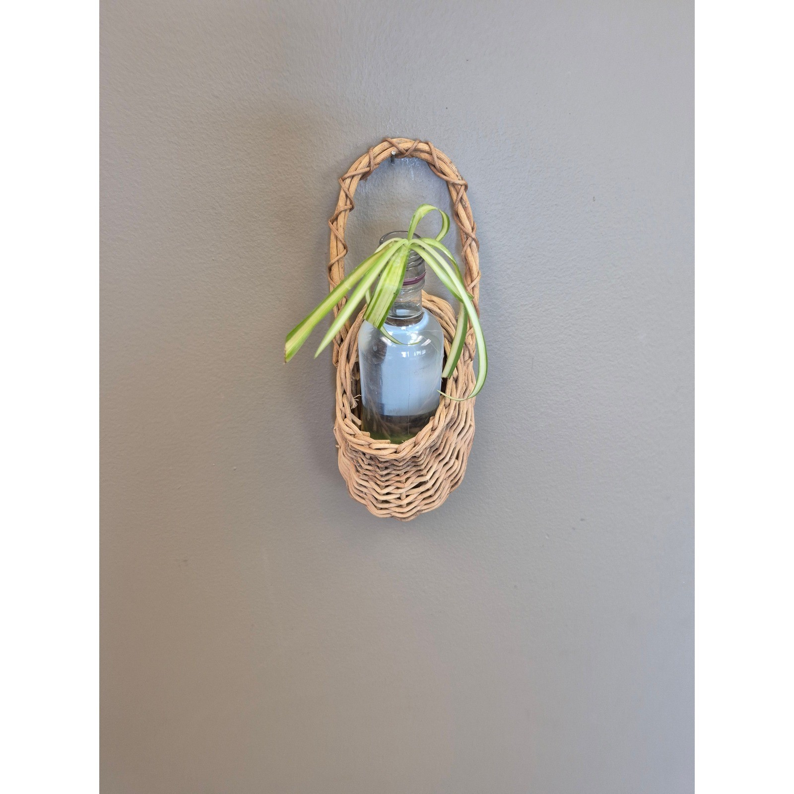 Vintage Handwoven Wicker Wall Pocket Basket 10 Boho Farmhouse Wall Planter Decor gallery