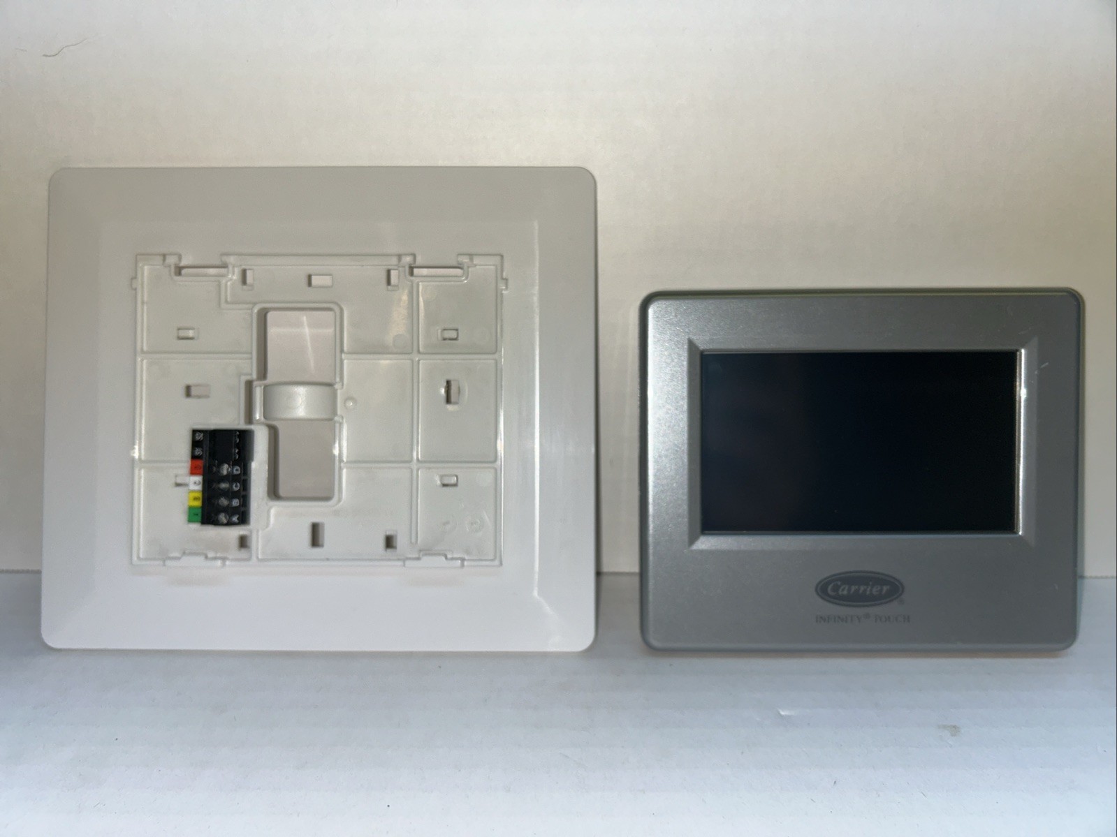 Carrier SYSTXCCITC01-A (Version 13.02) Infinity Touch Programmable Thermostat gallery