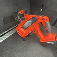 BLACK+DECKER 18V Cordless Drill Red/Black, Battery Included, Keyless 1/2″ Chuck