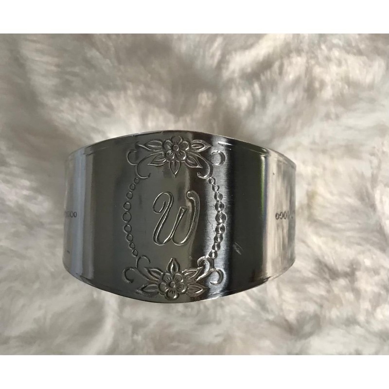 Custom Craft Monogrammed "W" Napkin Rings Stainless Steel (8) & Napkins Classic gallery