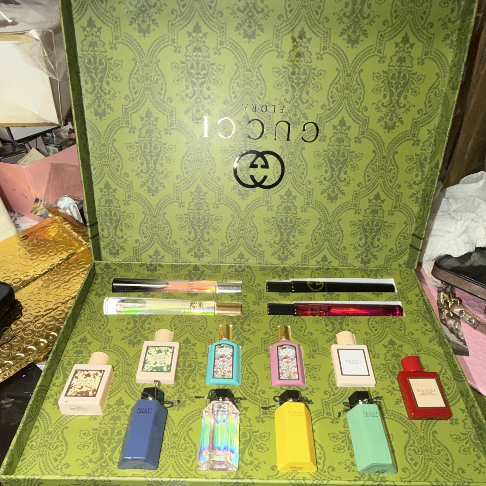 Gucci Flora Large Green Damask Gift Box, Rectangle Cardboard Paper gallery