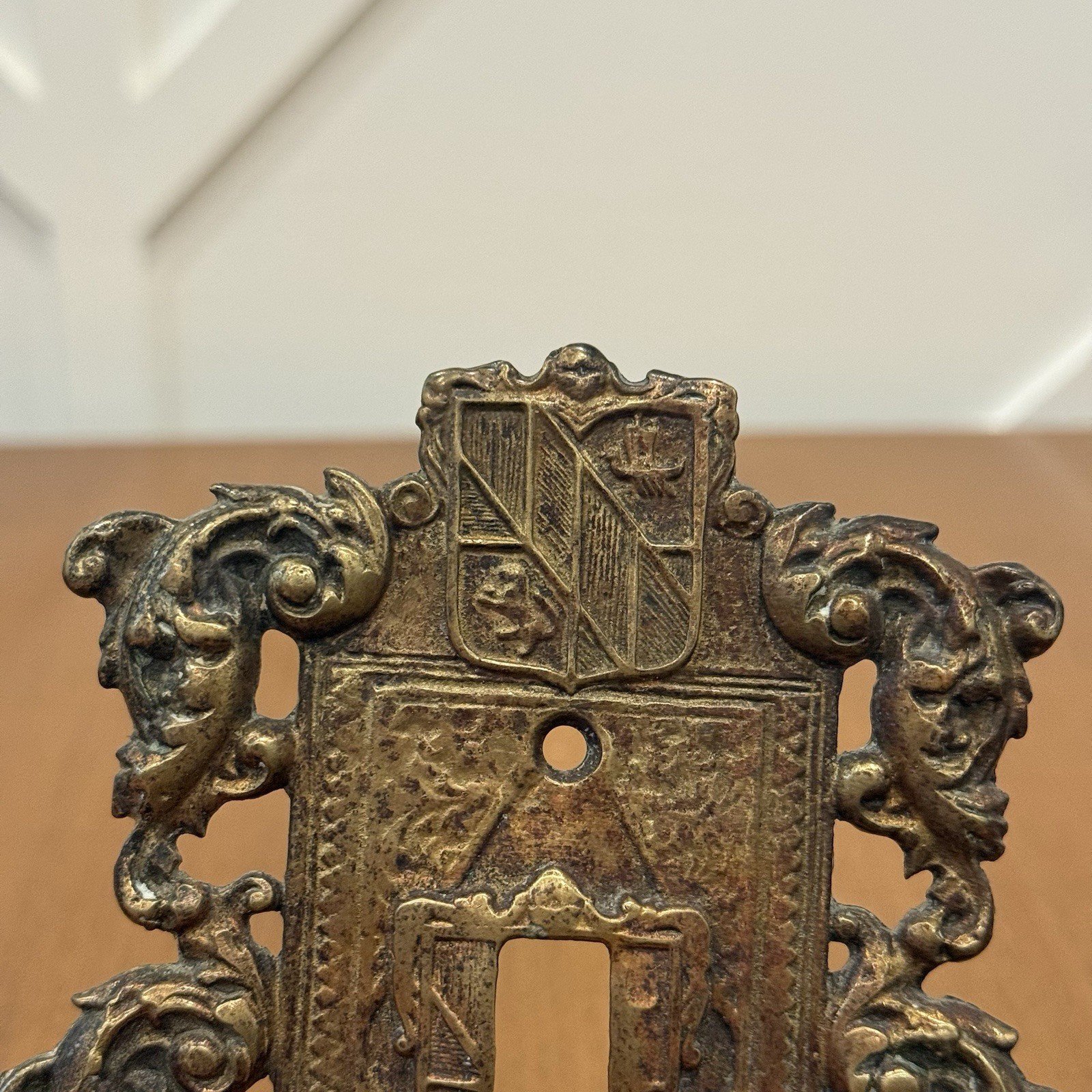 Vintage Virginia Metalcrafters Solid Brass Single Switch Plate Cover VM 24-17 gallery