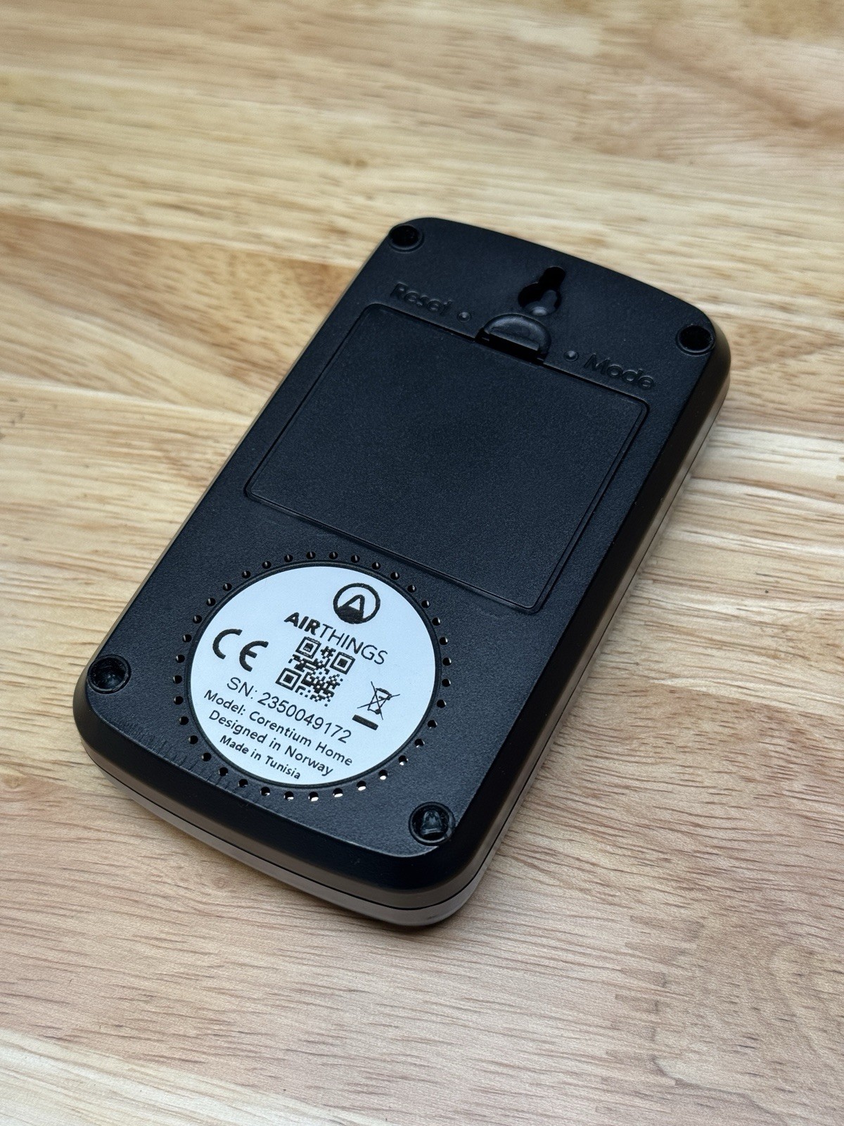 Airthings 223 Corentium Home Radon Detector gallery