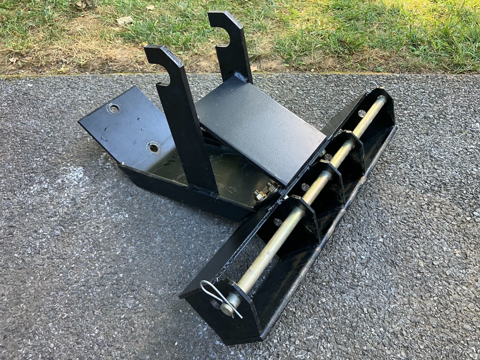 John Deere BM16243 Suitcase Rear Weight Bracket JD 318, 332, 420, 430 gallery