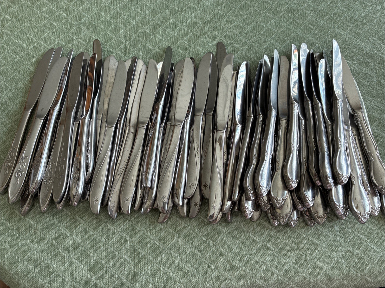 74 Oneida Community Stainless Flatware Knife Knives Lot Wedding Crafts Camp Chur gallery