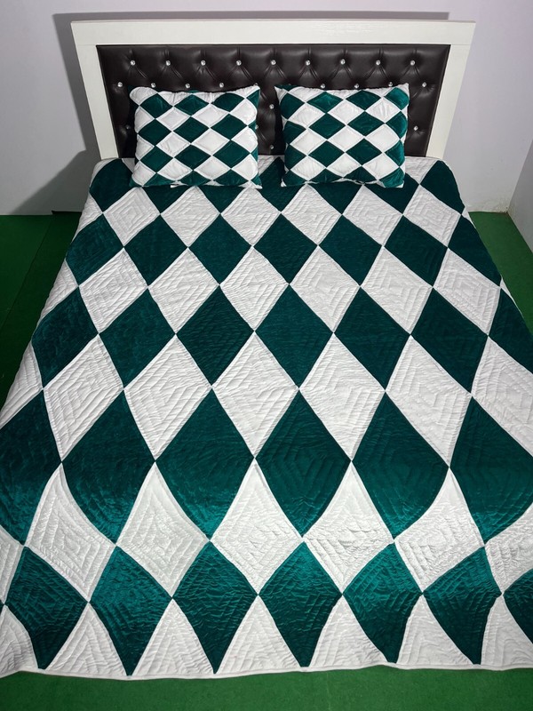 Checked Pattern Handmade Quilt Velvet Bedspread Comforter Bedding Quilt gallery