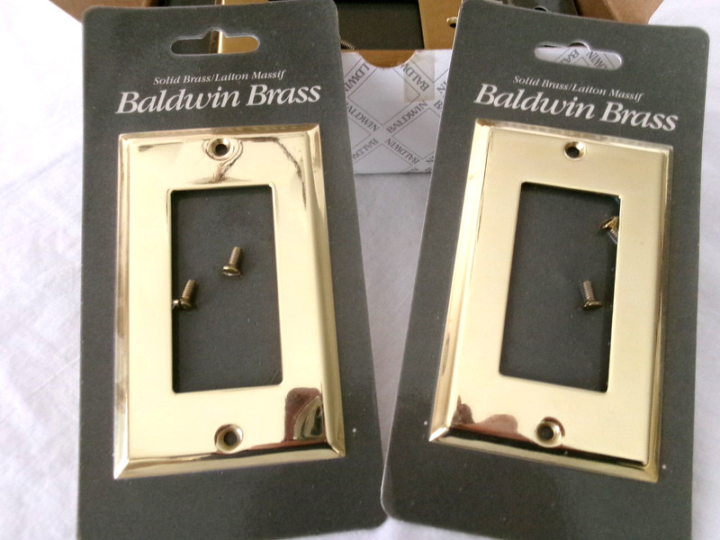 BALDWIN SOLID BRASS CLASSIC SINGLE ROCKER GFCI SWITCH PLATE 4754-030-CD gallery