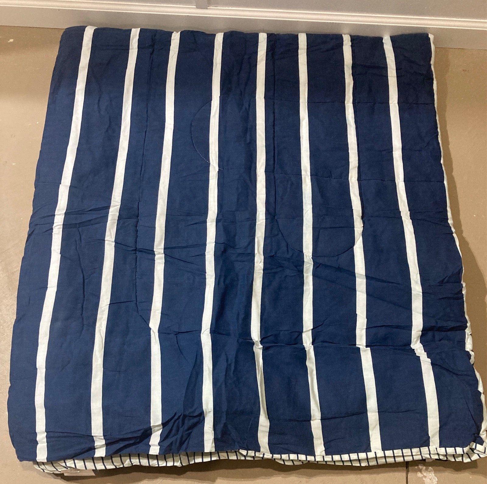 Twin and Full Size Comforters - Assorted Patterns - Choose Your Favorite Style gallery