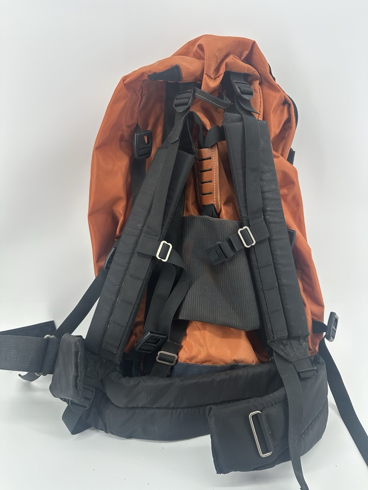 The North Face Hiking Backpack Orange/Black Adjustable Straps 2